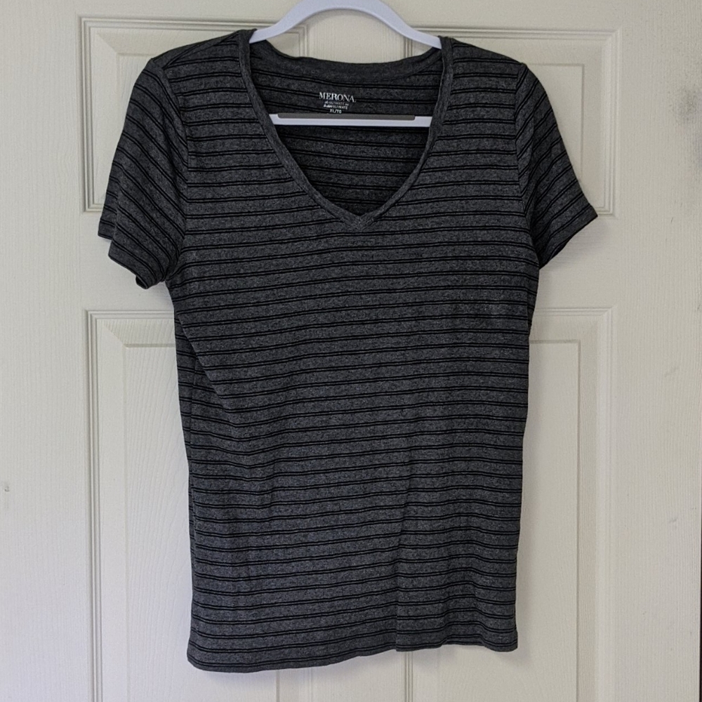 Merona v-neck t-shirt, XL, gray with black stripes